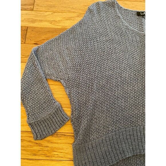 Lulu's women's dusty blue crochet knit oversized relaxed casual sweater sz small - Picture 2 of 10